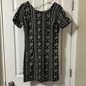 Elegant Black and White Patterned Dress